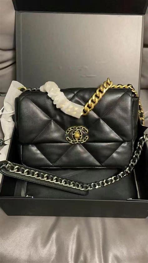 chanel chain bag look alike|handbags that look like chanel.